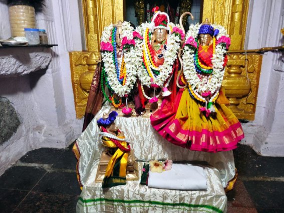 Special Pujas on Mettugutta