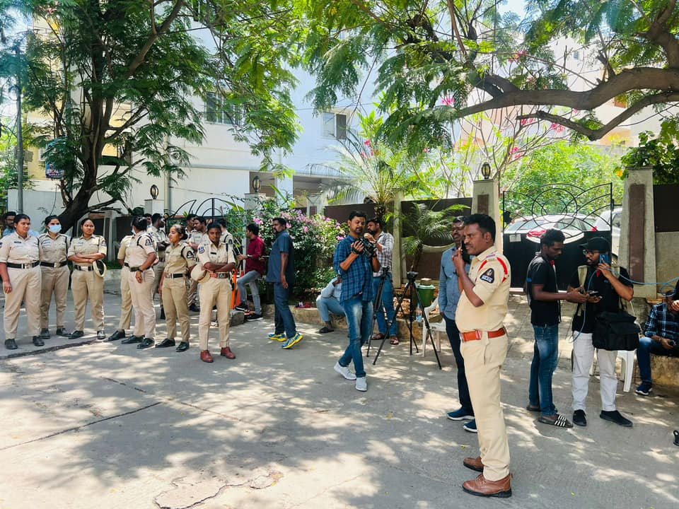 Tension at Lotus Pond, Sharmila's residence