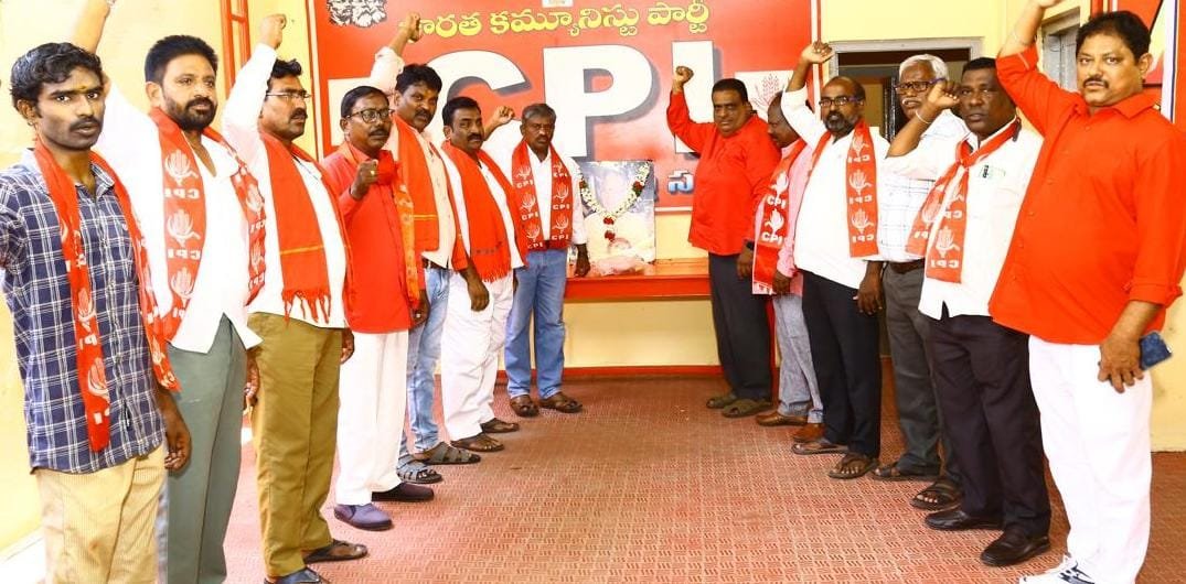 Let's continue the ambitions of communist pioneer Giri Prasad