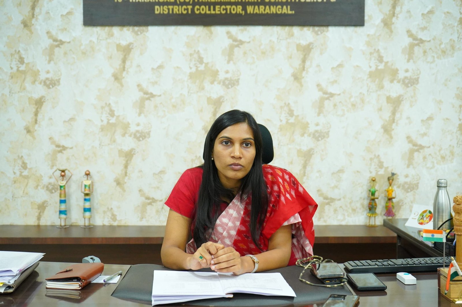 One can vote with 12 types of identity cards