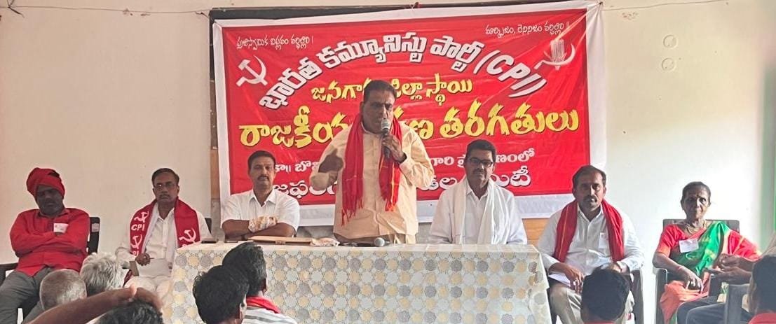 Communists are the alternative to the country