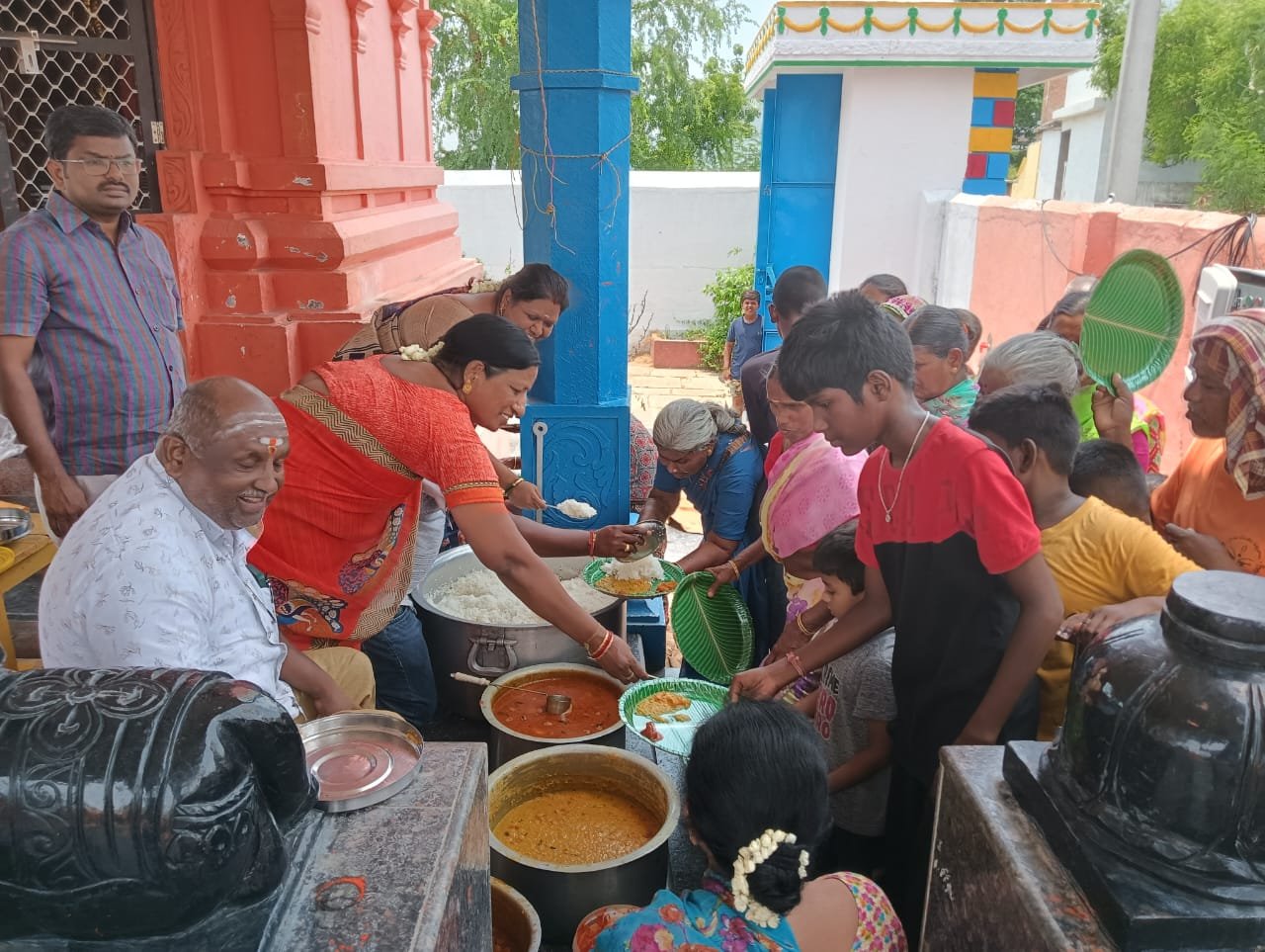 Annadanam at Sri Mahadev Swamy Temple