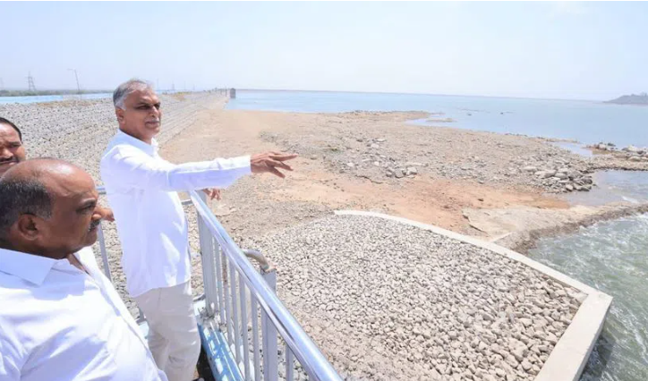 Ex Minister Harish Rao Fire On Congress Leaders In Telangana