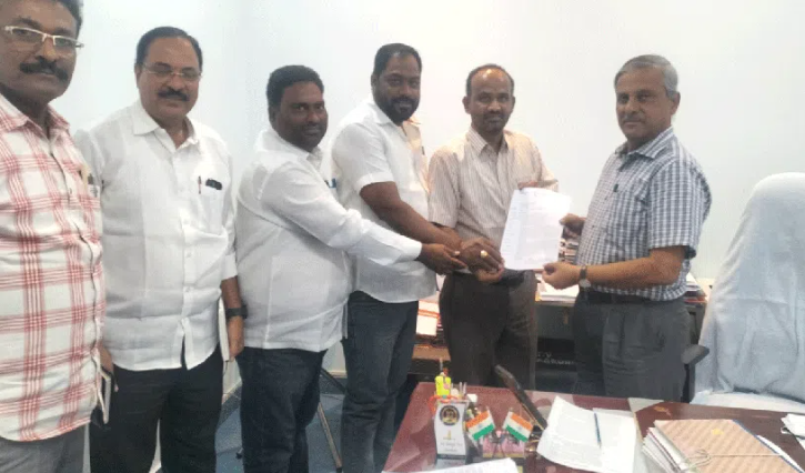 Sahabhavana Township B Block Members Of Bandlaguda In A Letter To Tsrscl Director Urged To Complete Pending Works