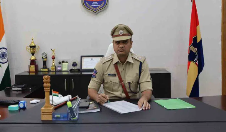 Rajesh Chandra Takes Charge As Kamareddy District Sp