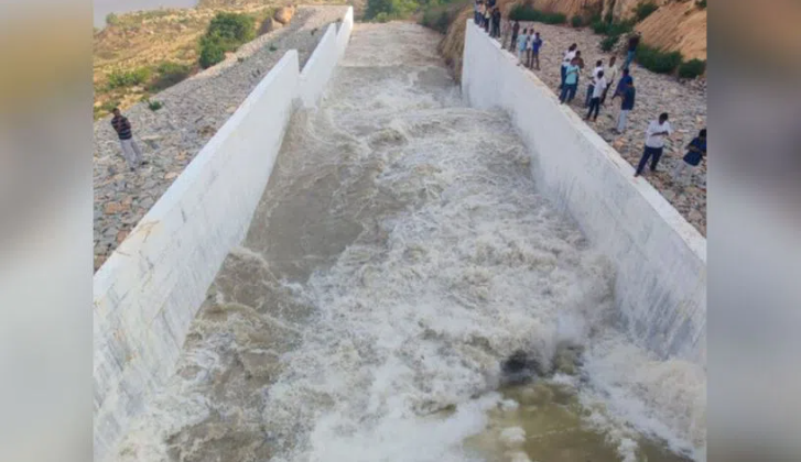 Irrigation Water Supply To Malkapeta Reservoir After Ktr Warning To Congress Govt