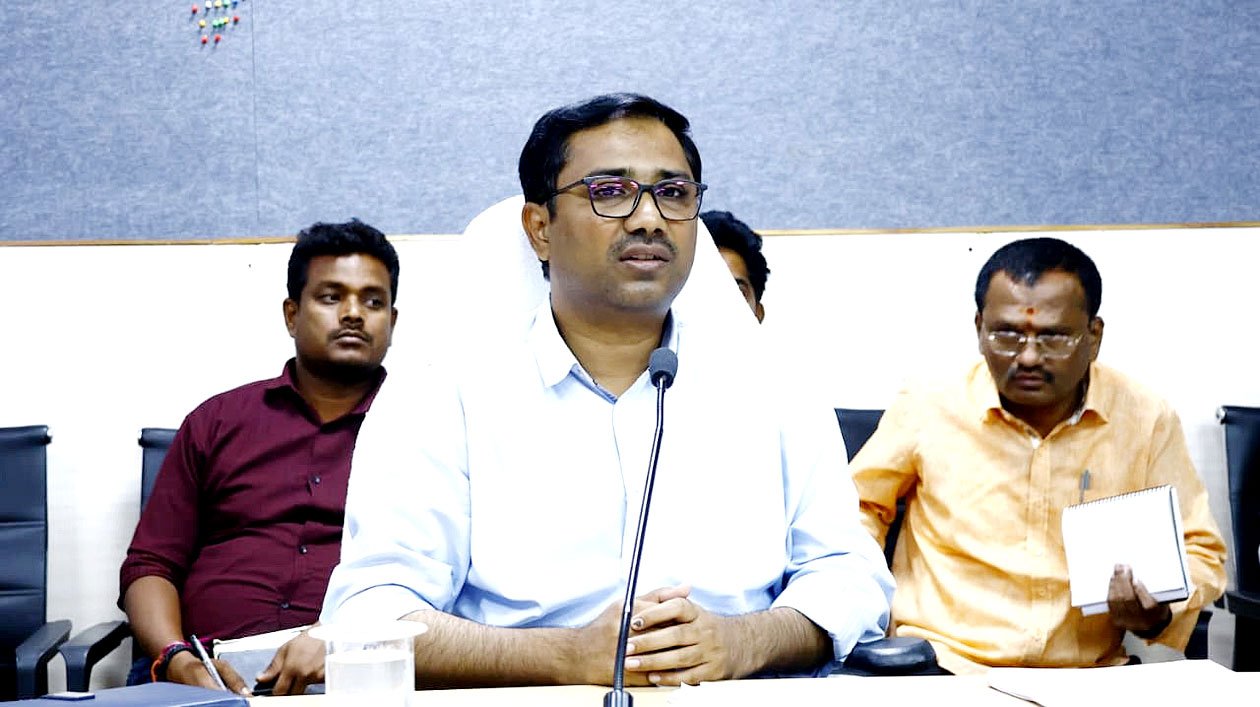 Mulugu Collector Divakara TS